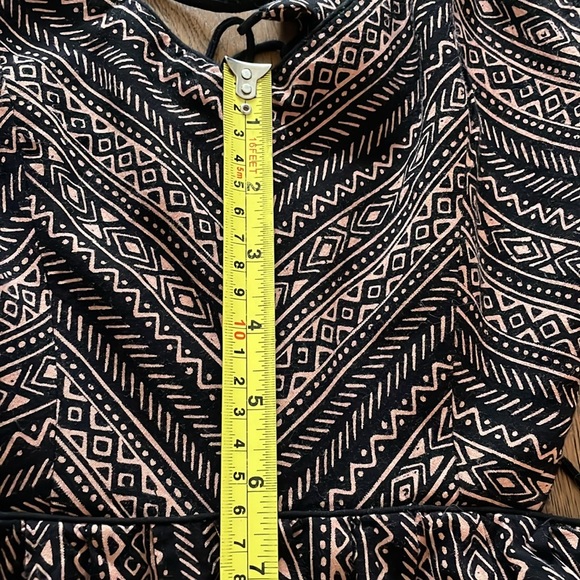 S Dex Flowing Long Backless Dress Black and Tan - Picture 5 of 7